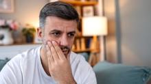 Bölcsességfog-műtét után lehet wellness-be menni? Az orvos válaszol  című cikk nyitóképe