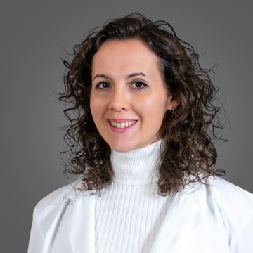 dr. Sári Gyöngyvér Inez