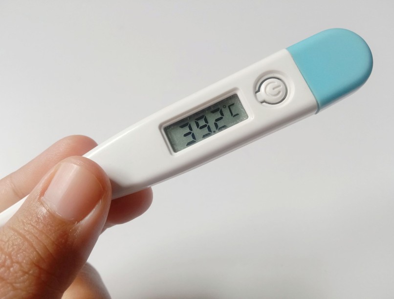 láz semmi más tünet