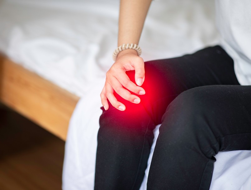 Térdfájás, betegség oka, sérülés, porckopás