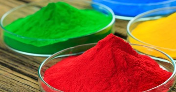  Vörös riasztás a tányéron: ezért tiltják be egyre több helyen az egyik színezéket 