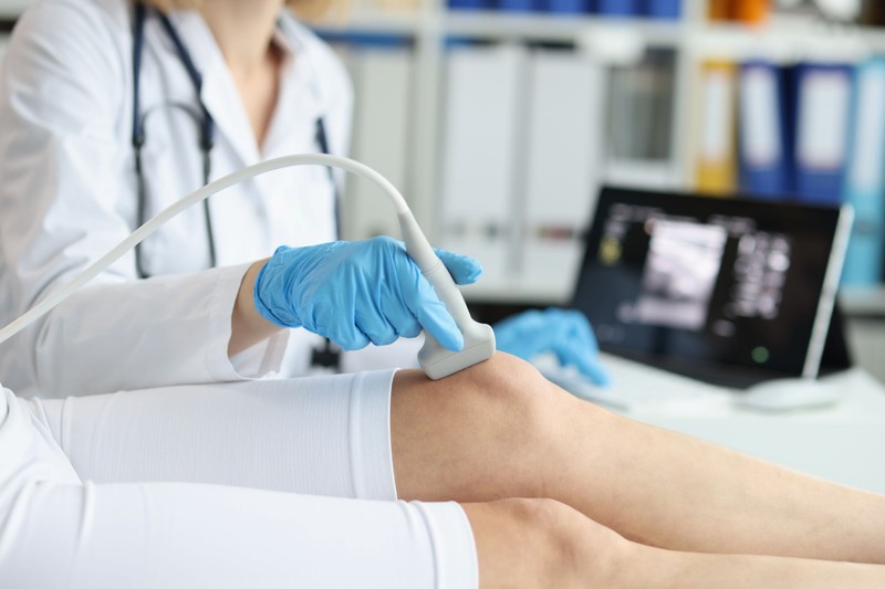 Gyakran fáj a térde? Ezért javasolt az ízületi ultrahang vizsgálat