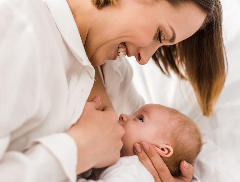 szoptatás, oltás, Pfizer, Moderna, vakcinainfó