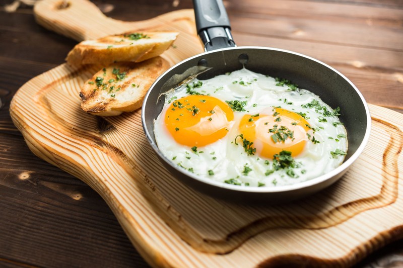 Magas a koleszterinem, ehetek tojást? A szakemberek válaszolnak