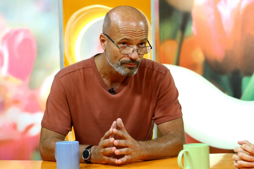 "Költünk bombás óriásplakátokra több tízmilliót, de arra nincs pénz, hogy prevencióra, megelőzésre költsünk" - mondta.