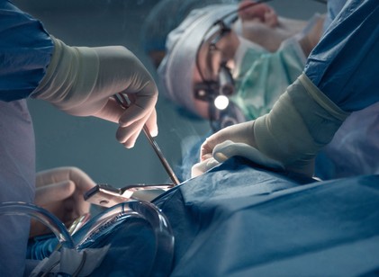 Stroke miatt került kórházba, végül egy 3,1 kilós követ találtak a hólyagjában című cikk nyitóképe