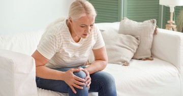  Ízületi fájdalom: ezek a tünetek komoly problémát jelezhetnek 