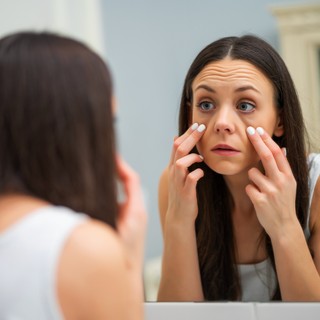 Karikás szem: vashiány, pajzsmirigybetegség vagy fáradtság okozza? című cikk nyitóképe