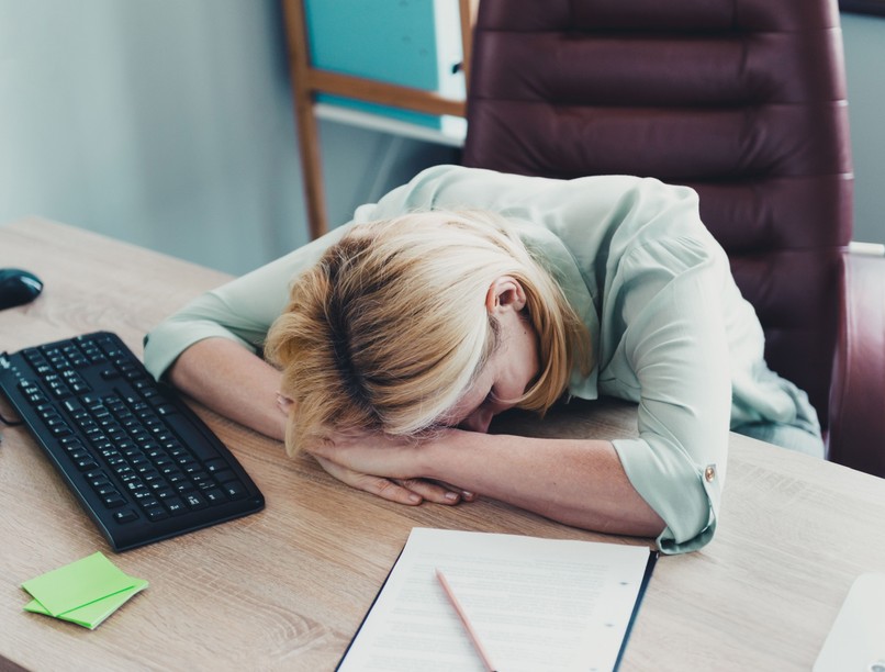 ásít, fáradt oka miért