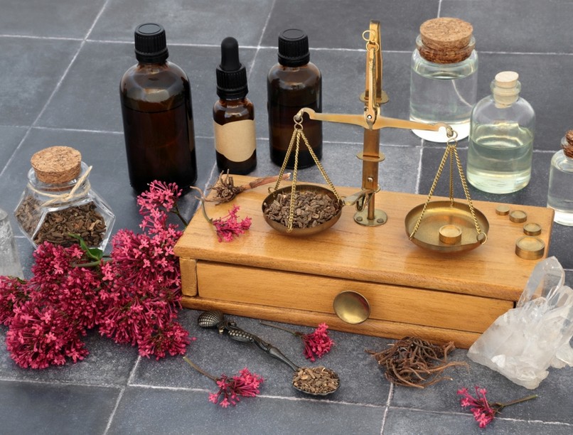 fejfájás, gyógynövény, stressz, feszültség, görcsoldó, migrén, cickafark, levendula, rozmaring