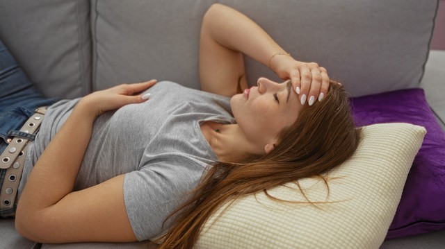 Mit jelent, ha estére mindig megfájdul a fejem? Így ismerheti fel az okokat