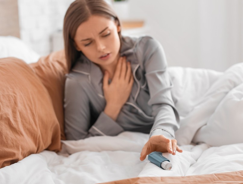 asztma, nehézlégzés, orrfolyás, nátha, köhögés