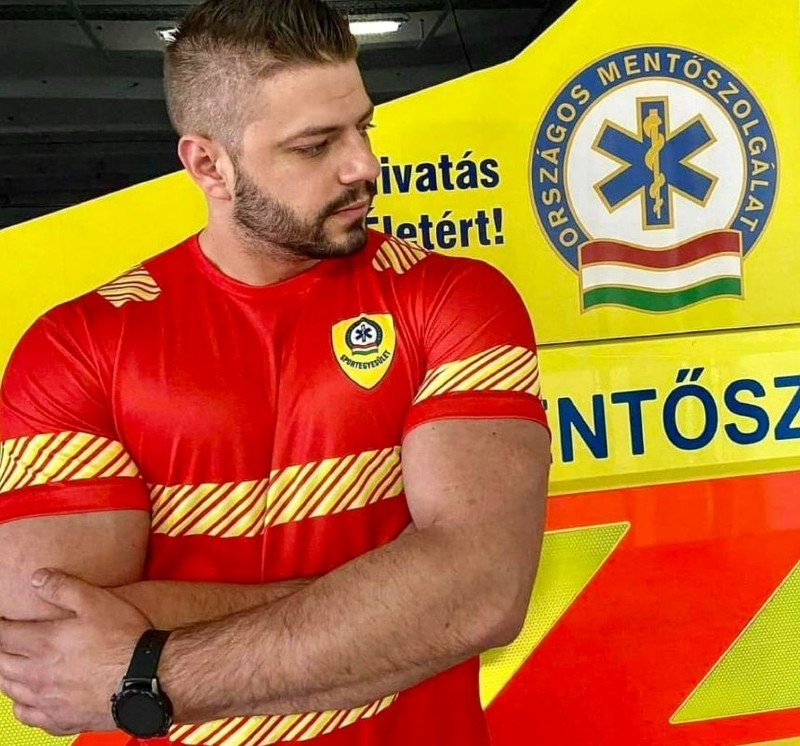 Így kötött bele az ittas férfi az ország egyik legkisportoltabb mentősébe