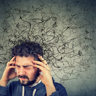 Felnőttkori ADHD: jelek, amik gyanakvásra adhatnak okot című cikk nyitóképe