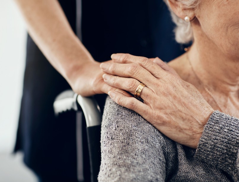 otthonápolás, gyógyulás, Magyarország, NEAK