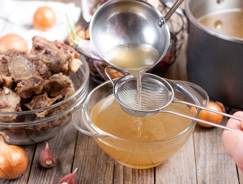 Csontleves vagy csirkehúsleves melyik jobb beleknek