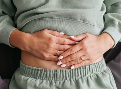 Görcsöl, ég vagy feszít? Ezért nem mindegy, mit érez gyomorfájás közben című cikk nyitóképe