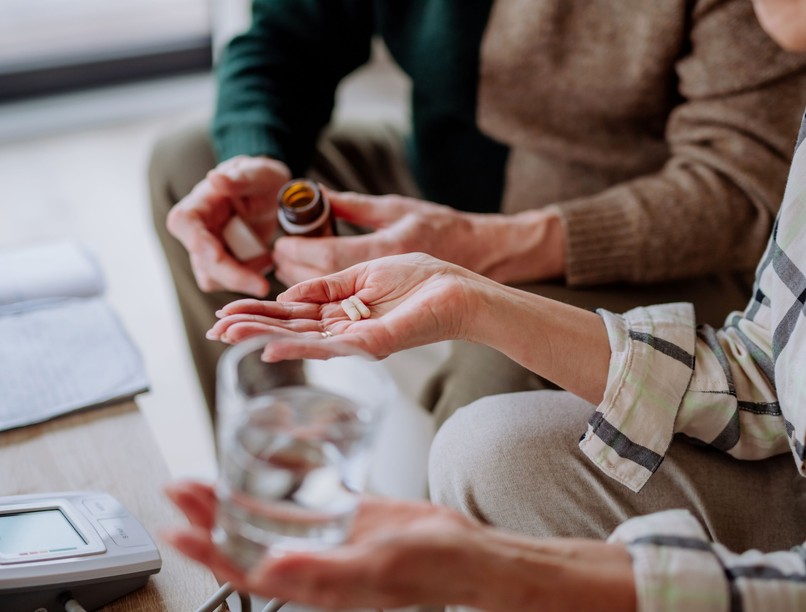 gyógyszeres kezelés véralvadásgátló fájdalomcsillapító kölcsönhatás