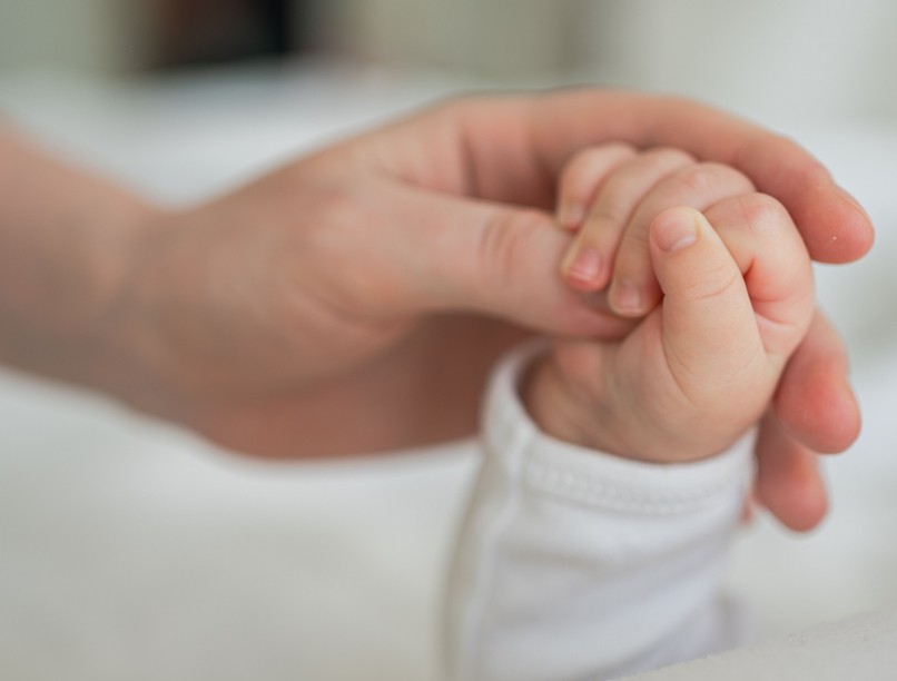 hírek mentő születés köldökzsinór nyak