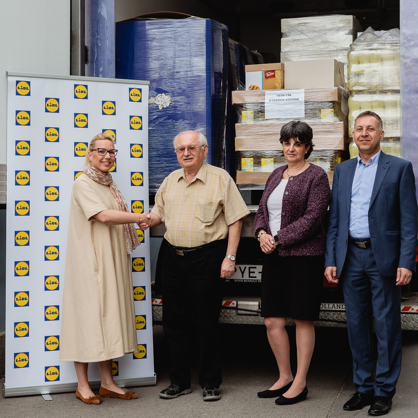 60 millió forint értékű élelmiszerrel segíti a Lidl a Heim Pál Gyermekkórház Fejlesztéséért Alapítványon keresztül a beteg gyermekek egészséges étkeztetését