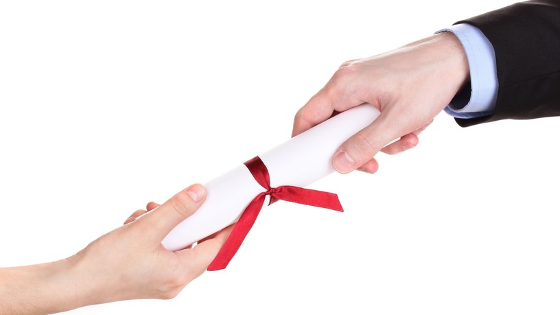 https://www.egeszsegkalauz.hu/betegsegek/sziv-es-errendszeri-betegsegek/sziv-koszoruer-betegseg-oka-kezelese/n44gklr