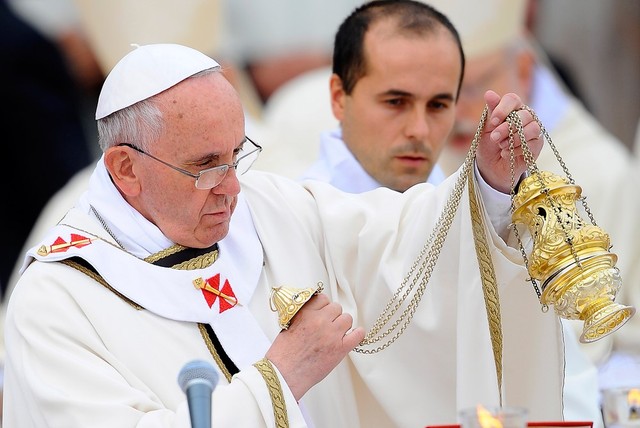 Covid: Ferenc pápa keményen kritizálta az álhírterjesztőket - a katolikus médiát is