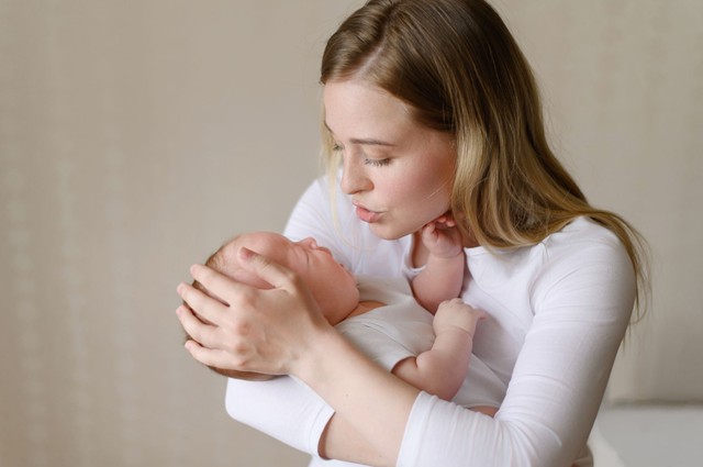 Előfordulhat, hogy a tej magától elapad szülés után, ha nem kezdek szoptatni? Az orvos válaszol