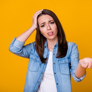 Csak ártalmatlan panasz lenne? A fejfájás és a zsibbadás együtt komoly bajt jelezhet! című cikk nyitóképe