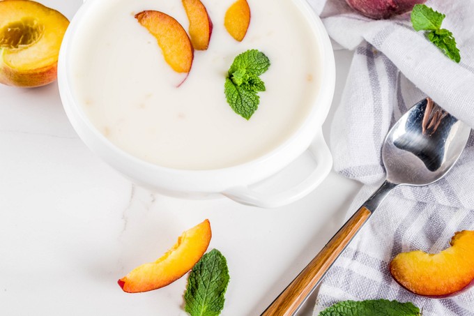 Frissítő barackkrémleves főzés nélkül című cikk nyitóképe
