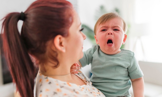 Mit tegyek, ha folyton köhög a gyerek? Az orvos válaszol című cikk nyitóképe