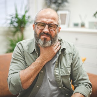Reflux: rekedtség és gyakori torokköszörülés ellen ez a gyógyszer nem lesz jó című cikk nyitóképe