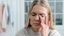 Rángatózik a szemhéja, hullik a haja? Így jelezhet a teste, ha vitaminhiánya van című cikk nyitóképe