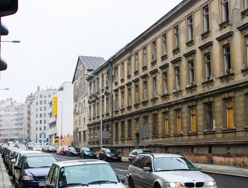 GettyImages-Budapest-parkoló-autók