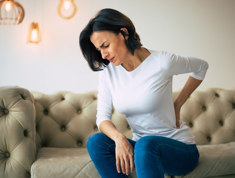 mitől fáj a derekam derákfájás oka