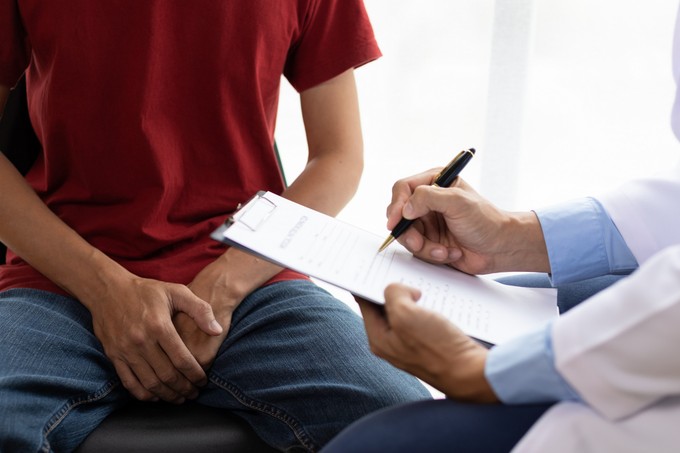 Már kamaszkorban megjelenhet a hererák, ami sokaknál semmilyen tünetet nem okoz című cikk nyitóképe