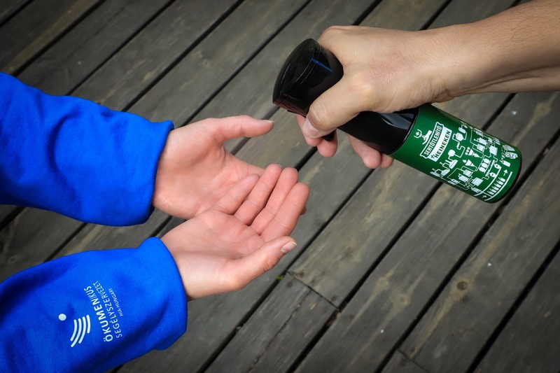 Saját gyártású fertőtlenítővel segít egy magyar sörgyár