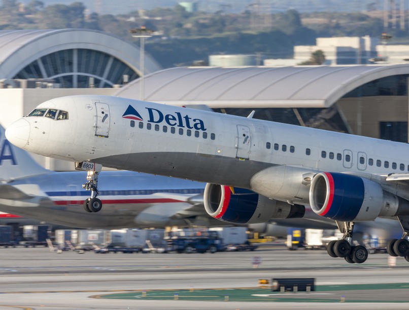 delta air lines, delta variáns, koronavírus, fizetésmegvonás