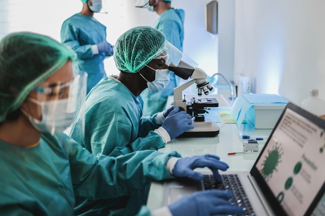 Gyökeres változások Dél-Afrikában a COVID-19 járvány kezelésében