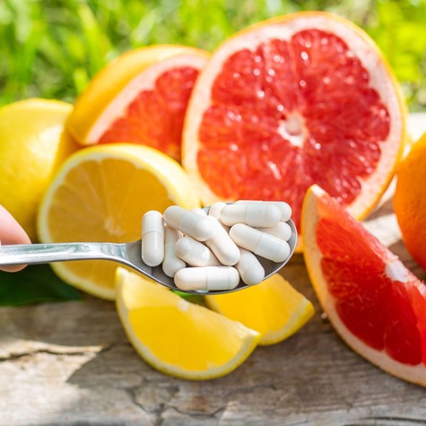 A jobb hatás miatt egy bizonyos napszakban veszi be a C-vitamint? Szinte biztos, hogy rosszul teszi! című cikk nyitóképe