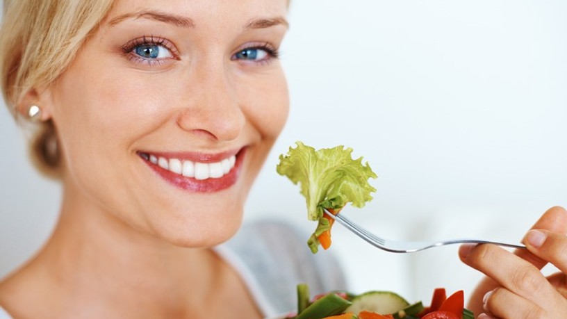 eating-healthy-woman_4