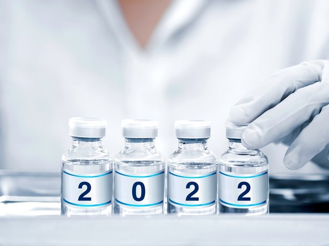 Negyedik oltás: kinek ajánlott? Az egész világ várta az izraeli eredményeket