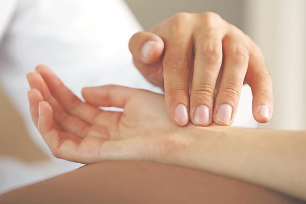 Mire utal a csuklóízületi fájdalom?