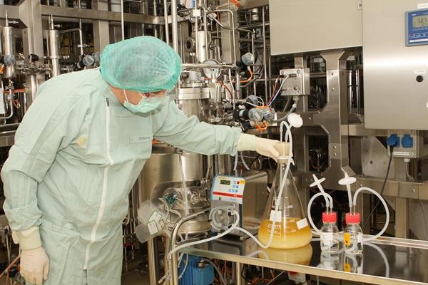 Készül a diftéria elleni vakcina a GSK gödöllői, biológiai üzemében