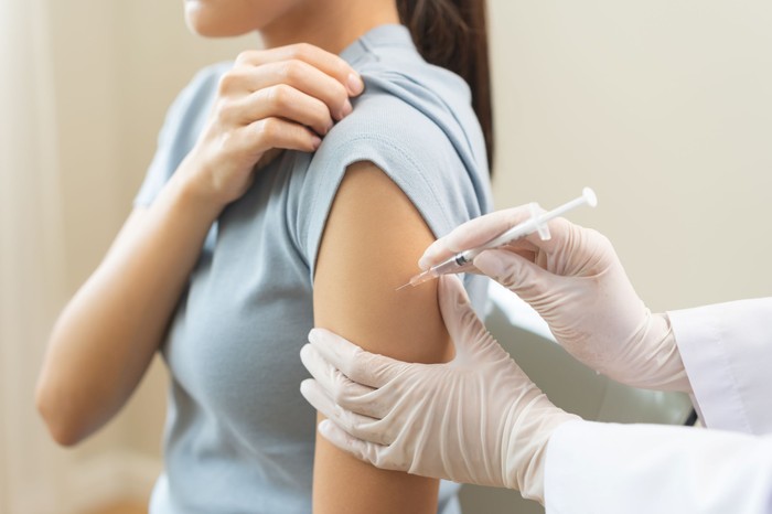 HPV: az oltott fiatal nők körében szinte eltűnt a méhnyakrák az elmúlt 5 évben Angliában