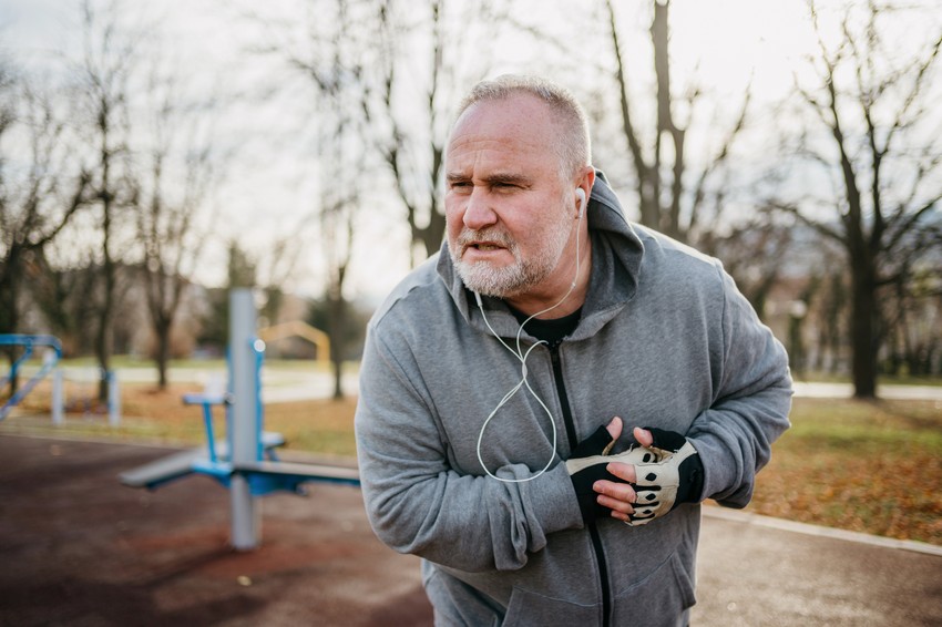Légszomj, karzsibbadás, szédülés - ezek a szívbetegség jelei is lehetnek. A szívbetegségeknek vannak kevésbé egyértelmű jelei. Vegye őket komolyan! Ezekről beszélt dr. Müller Gábor, a KardioKözpont szakorvosa.