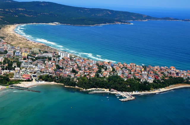 Bulgária minden vakcinát elfogad: irány a bolgár tengerpart