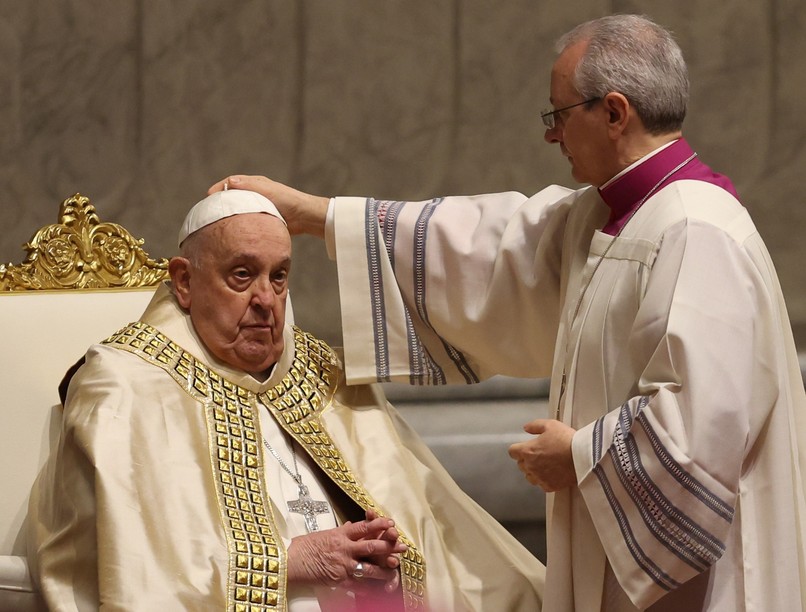 ferenc pápa kétoldali tüdőgyulladás vatikán