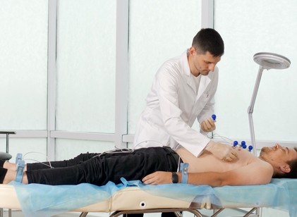 Mit mutat ki az EKG? Egyáltalán mit jelentenek azok a bizonyos hullámok? című cikk nyitóképe