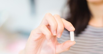 Vérnyomáscsökkentő gyógyszer szedése: reggel vagy este jobb bevenni?