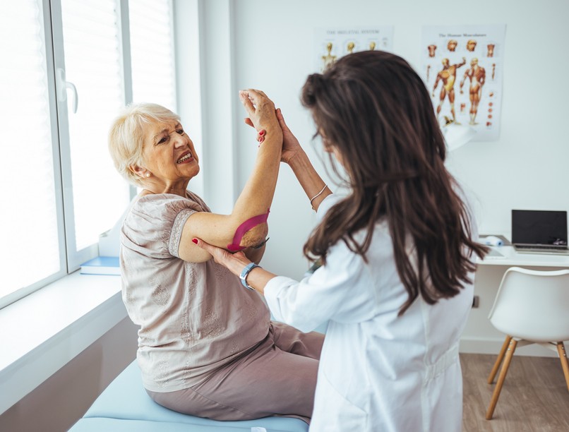 váll fájdalom felemelt kéz ütközési szindróma